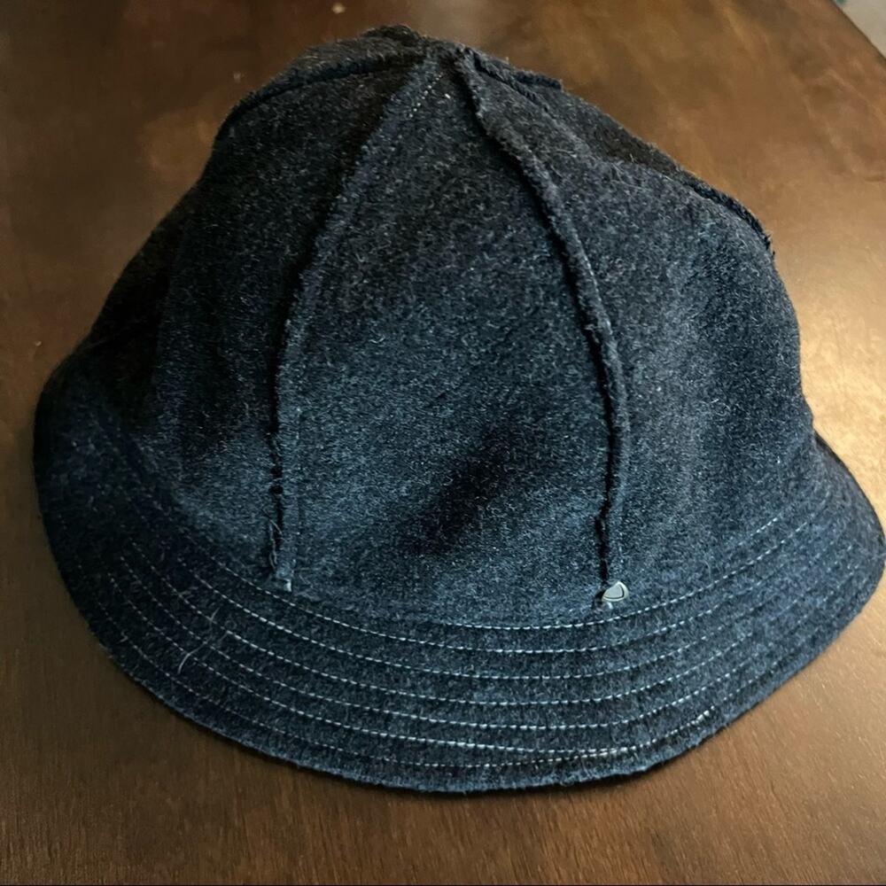 Liz Claiborne Textured Bucket Hat Wool Rayon 90s Y2K Trendy Vintage Vibes